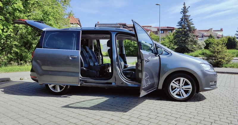 Volkswagen Sharan cena 124500 przebieg: 67300, rok produkcji 2019 z Gdańsk małe 137